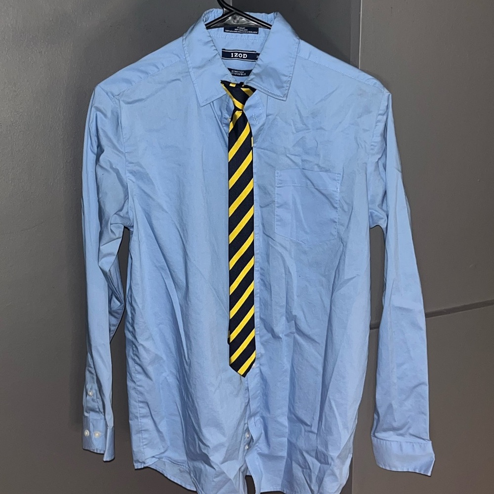 Izod Light Blue Men's Dress Shirt with Tie